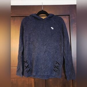 Abercrombie Kids Blue Pullover Sweater Size 15/16 Velvet Ribbon Details